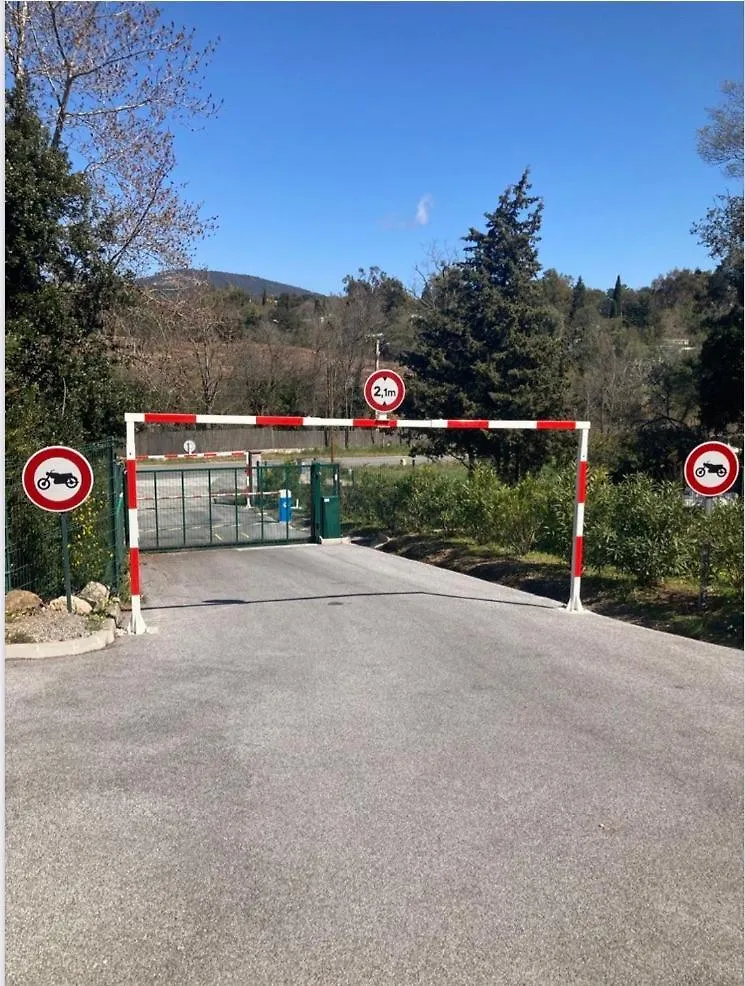 Les Restanques Maison 26 Pinede 3 Chambres Grimaud Holiday home